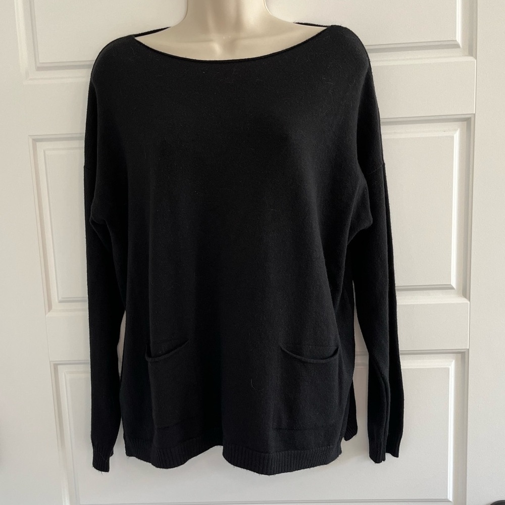 FLORA ASHLEY Black Womens Soft Boxy Cut Sweater Pockets Size M Made in Italy